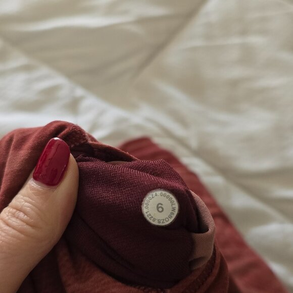 lululemon Align™ High-Rise Crop 23" Color Orbit Fusion Mulled Wine Multi Size 6 - Picture 6 of 6